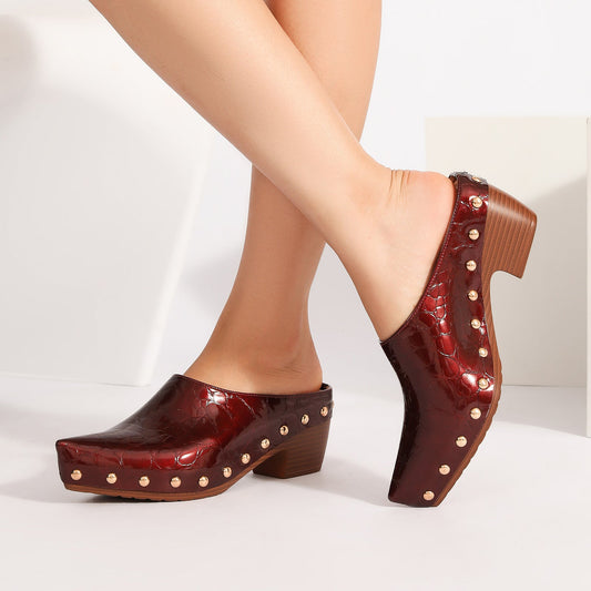 Lucy™ | Croc-Embossed Clog Mules